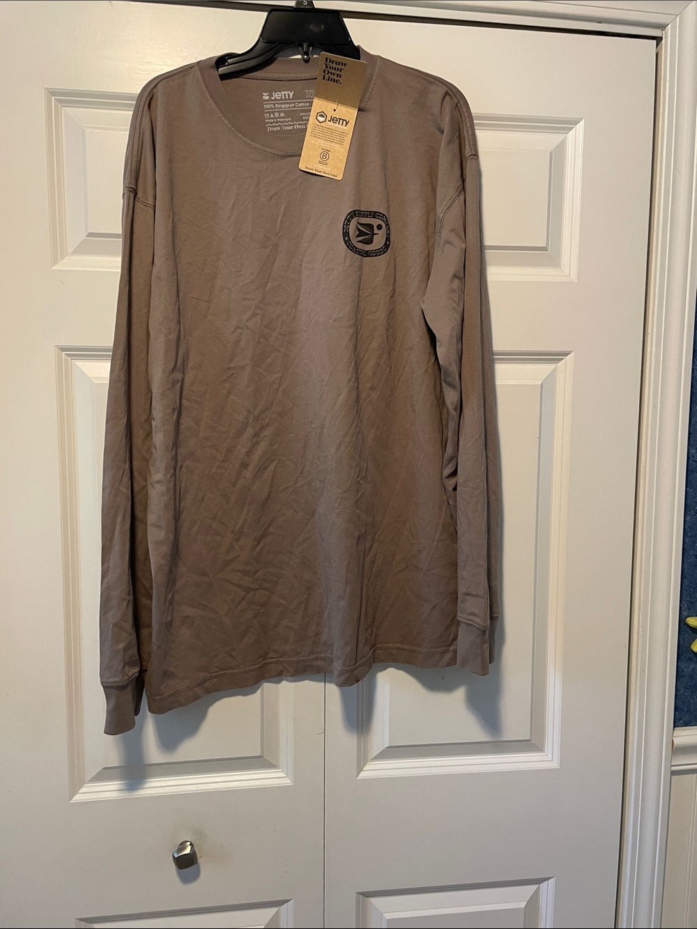 Jetty Men’s Long-Sleeve Crew Tee in Taupe NWT